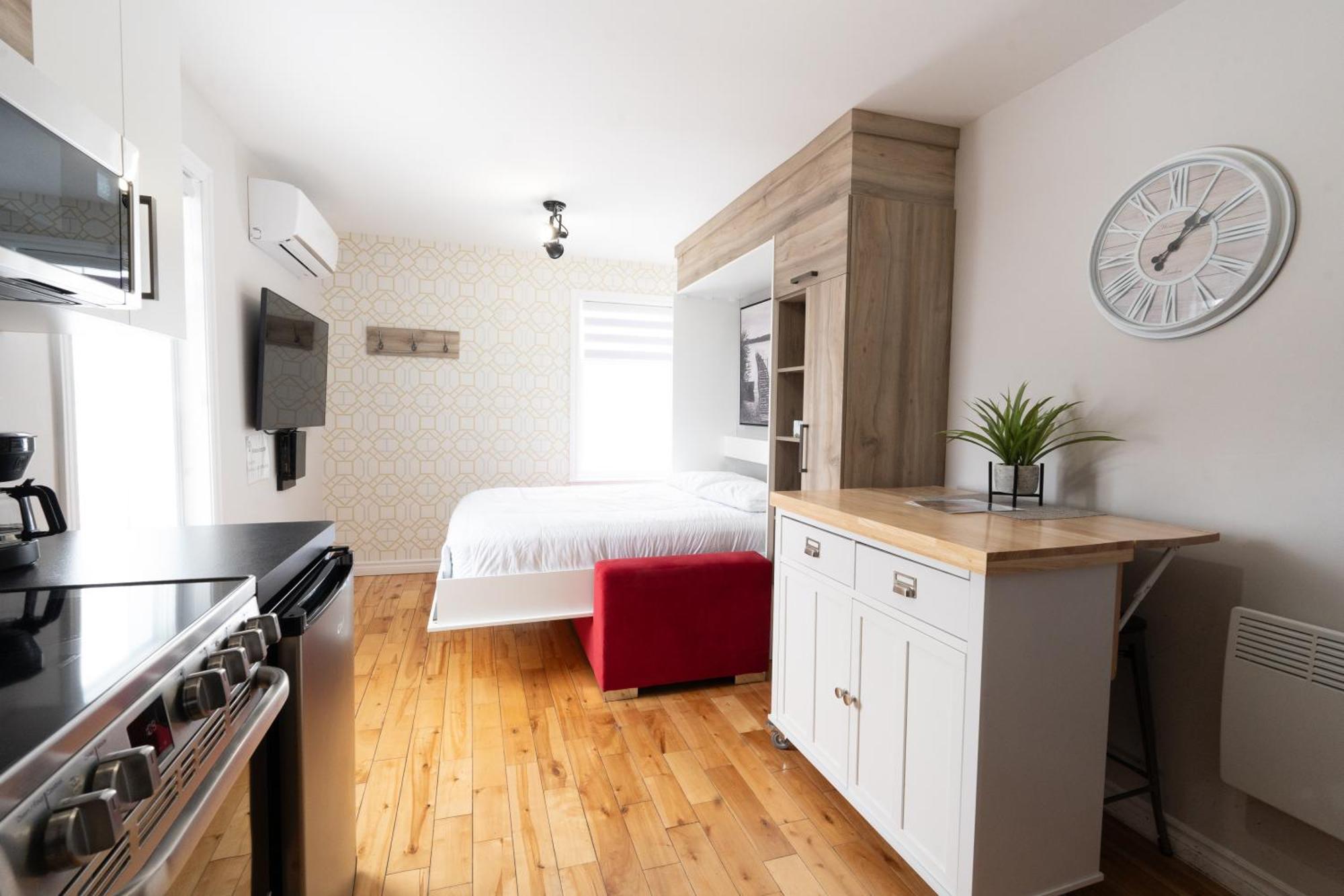 Les Quatre Bonheurs Hotel Amqui